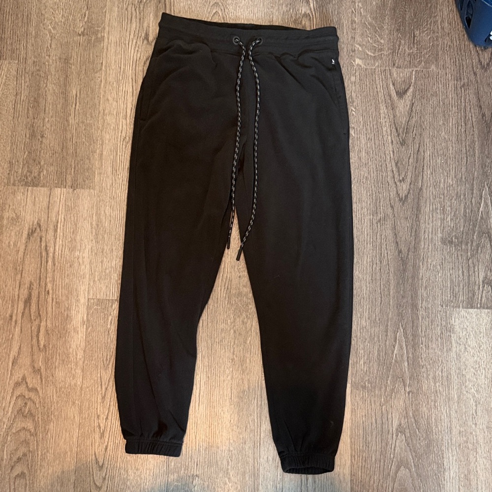 Black Women’s Eddie Bauer Fleece Joggers